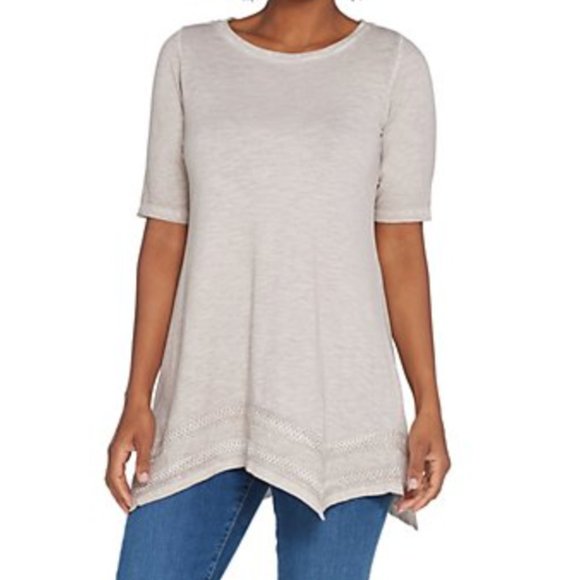 LOGO by Lori Goldstein Tops - LOGO by Lori Goldstein Distressed Cotton Slub Top w/ Lace